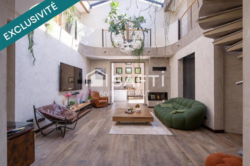 Maison - 180 m² - 5 pièces