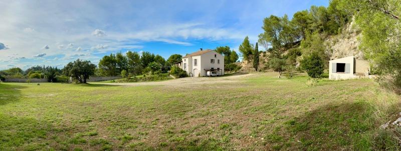 Maison - 185 m² - 9 pièces