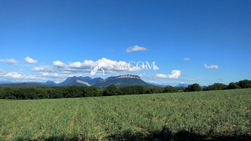 Propriété - 256 m² - 9 pièces