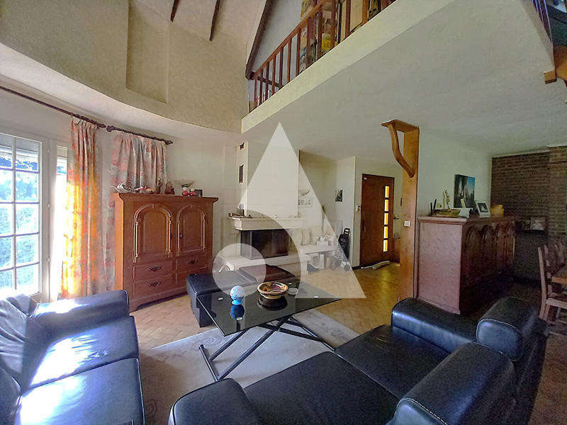 Maison - 155 m² - 7 pièces