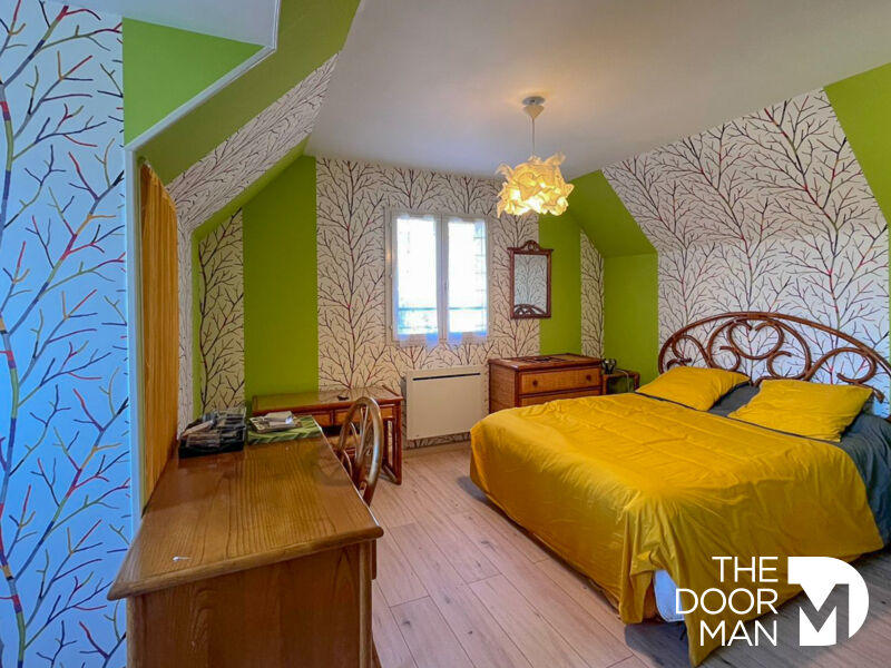 Maison - 117 m² - 6 pièces