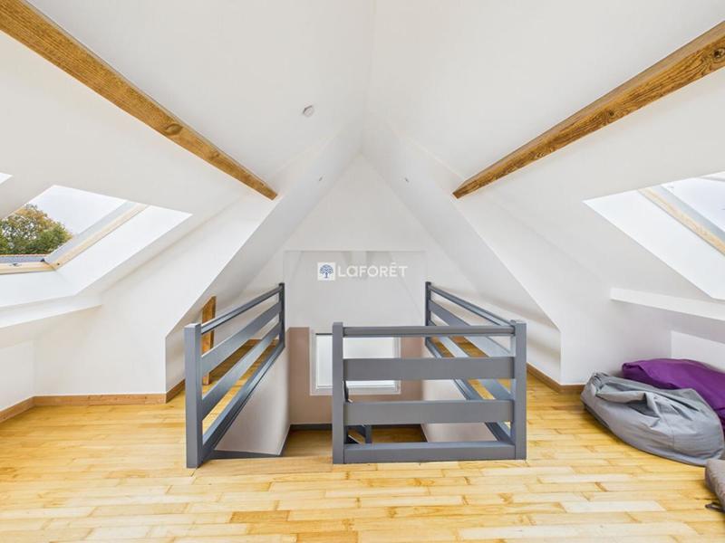 Appartement - 84 m² - 5 pièces