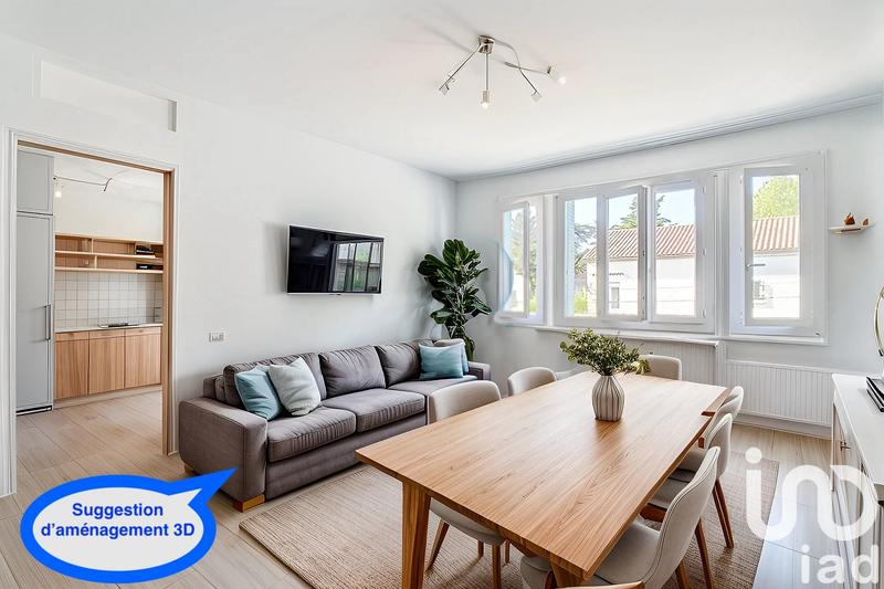 Maison - 220 m² - 8 pièces