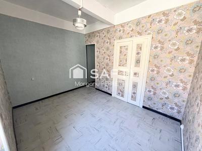 Maison - 200 m² - 4 pièces