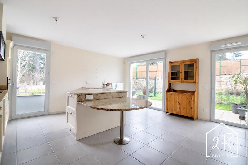 Appartement - 86 m² - 4 pièces