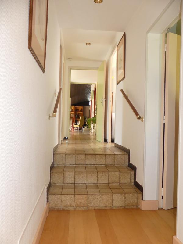 Maison - 220 m² - 9 pièces