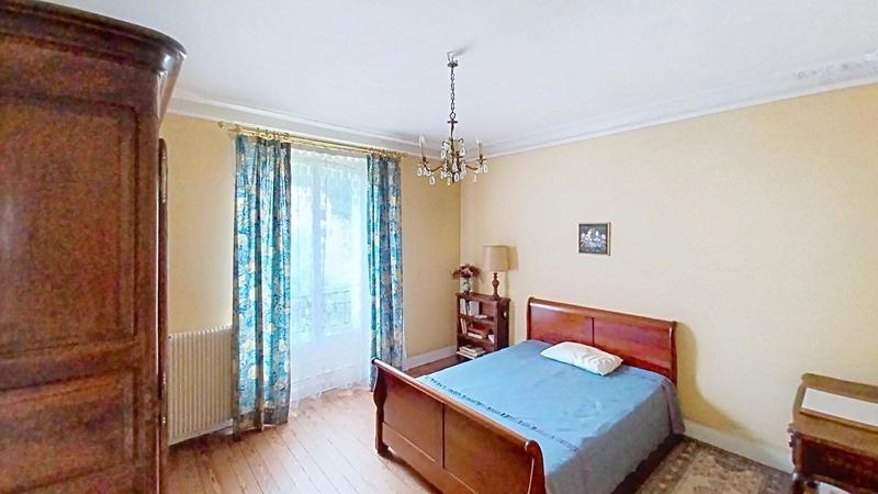 Maison - 191 m² - 7 pièces