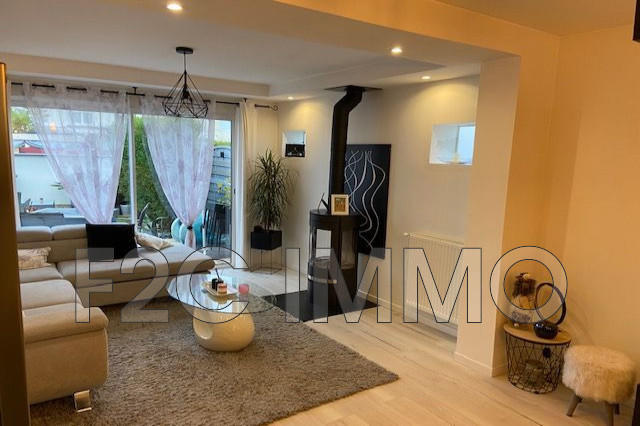 Maison - 95 m² - 4 pièces