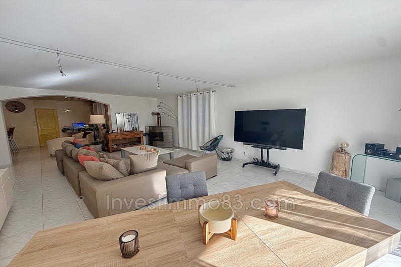 Villa - 230 m² - 7 pièces