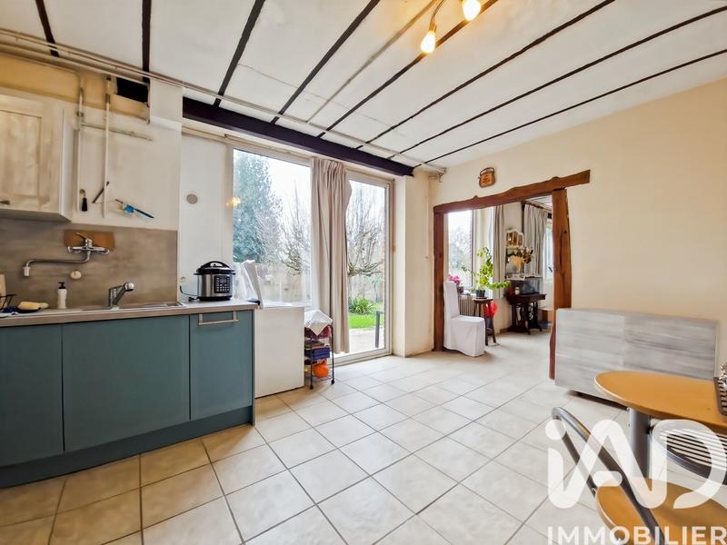 Maison - 228 m² - 7 pièces