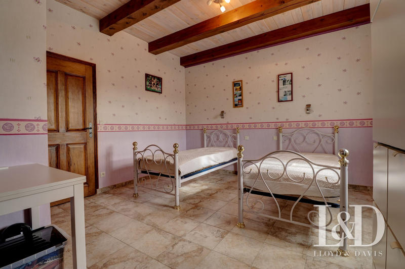 Maison - 175 m² - 6 pièces