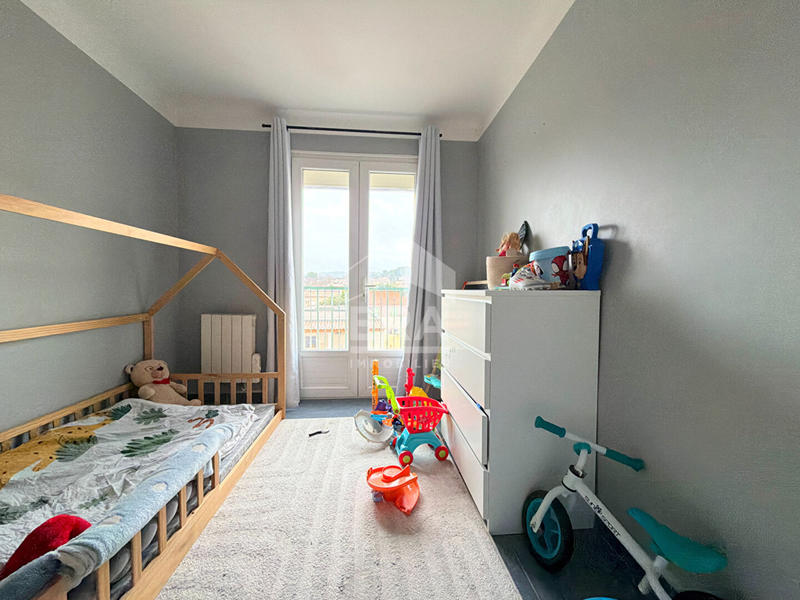 Appartement - 60 m² - 3 pièces