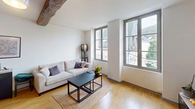 Immeuble - 196 m² - 8 pièces