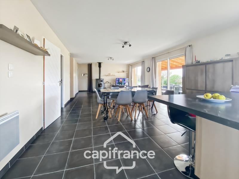 Maison - 104 m² - 5 pièces