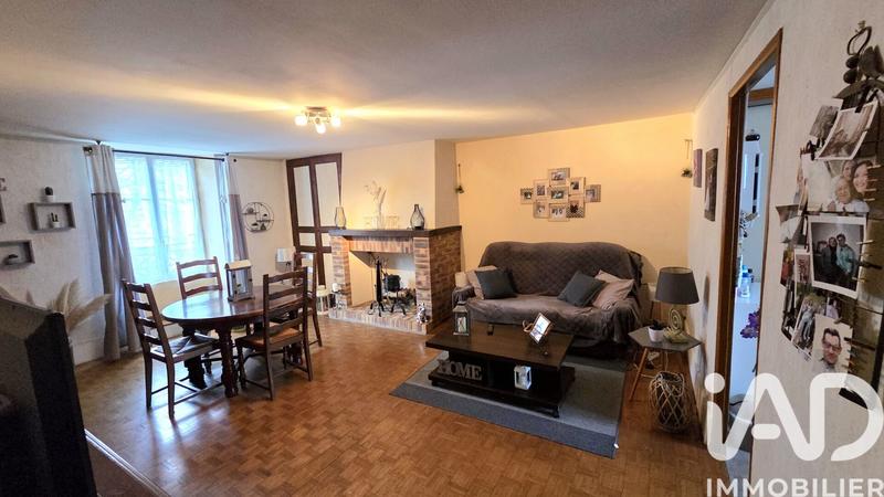 Maison - 522 m² - 11 pièces