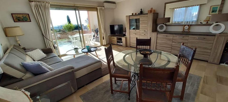 Appartement - 75 m² - 3 pièces