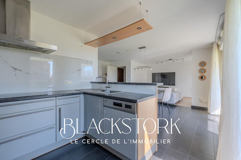 Appartement - 67 m² - 3 pièces