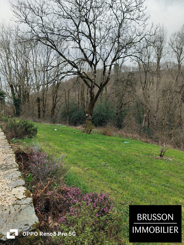 Maison - 440 m² - 8 pièces