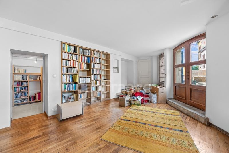 Maison de ville - 260 m² - 10 pièces