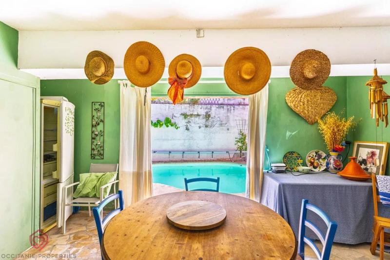 Maison de village - 256 m² - 10 pièces