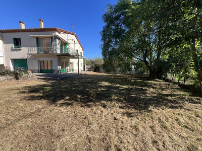 Maison - 139 m² - 9 pièces