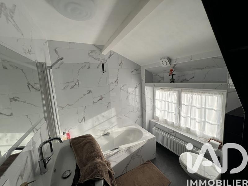 Maison - 145 m² - 6 pièces