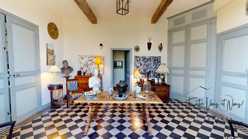 Manoir - 633 m² - 15 pièces