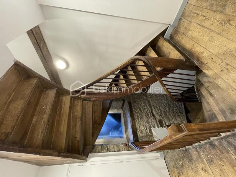 Appartement - 67 m² - 1 pièce