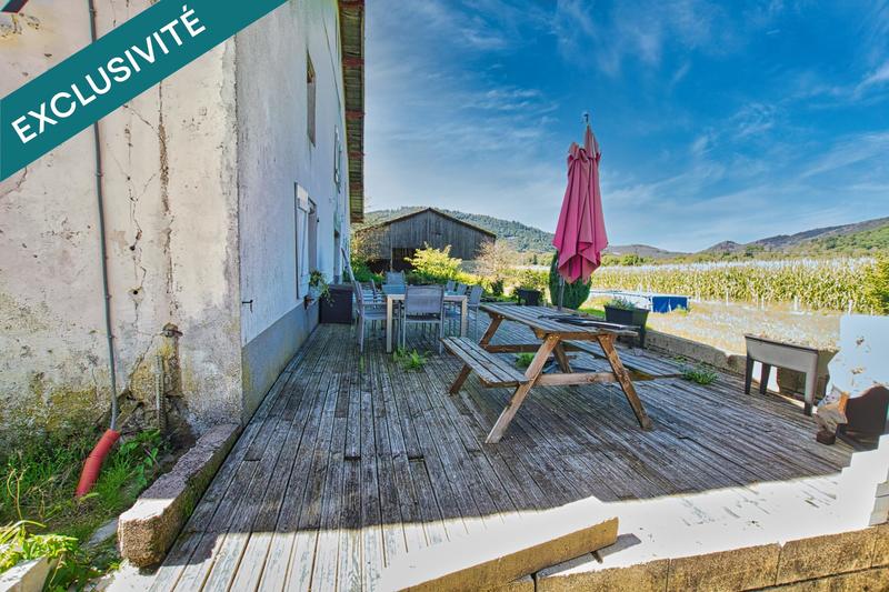 Maison - 209 m² - 9 pièces