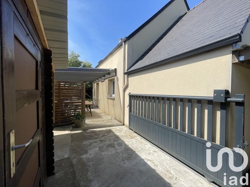 Maison - 99 m² - 6 pièces