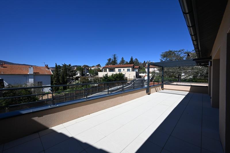 Appartement - 110 m² - 5 pièces