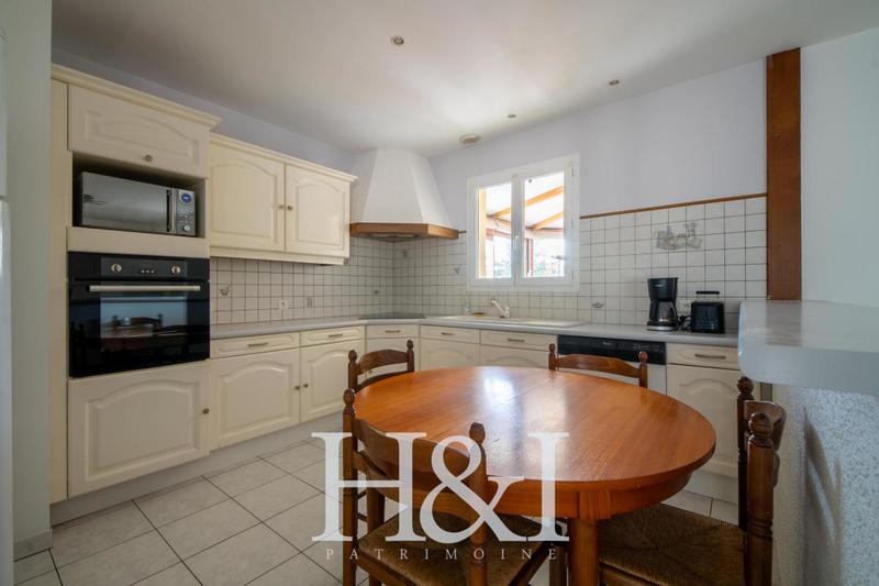 Propriété - 110 m² - 5 pièces