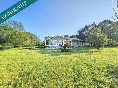 Maison - 140 m² - 6 pièces