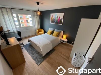 Chambre - 9 m² - 1 pièce