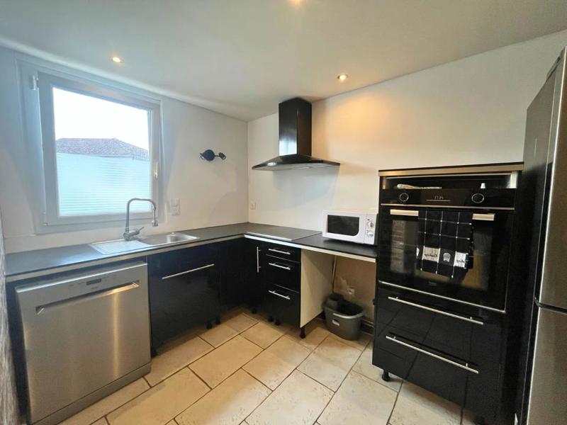 Maison - 88 m² - 4 pièces