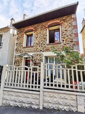 Maison - 153 m² - 6 pièces