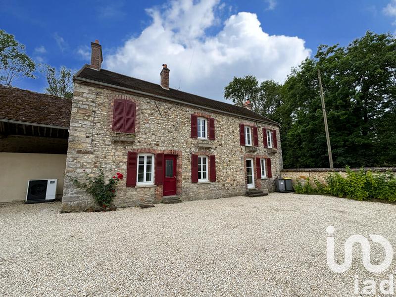 Maison - 242 m² - 5 pièces