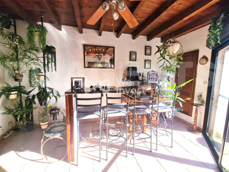 Maison - 171 m² - 6 pièces