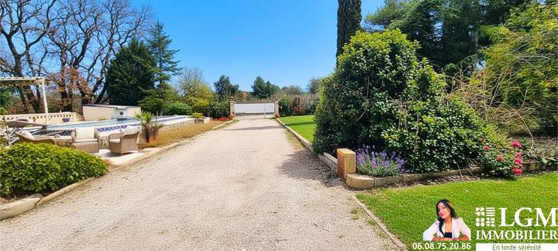 Maison - 190 m² - 10 pièces