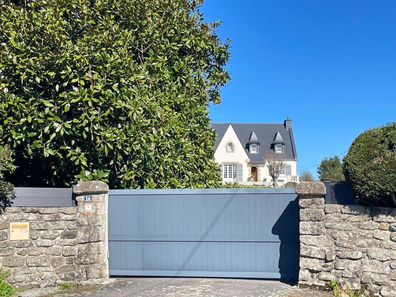 Maison - 130 m² - 2 pièces