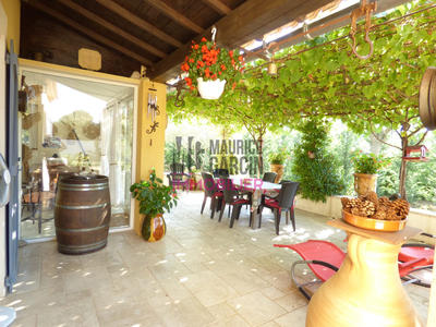 Villa - 168 m² - 4 pièces