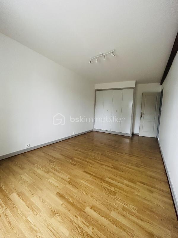 Demeure - 154 m² - 7 pièces