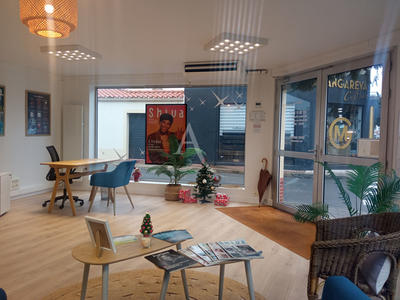 Bureau - 85 m² - 2 pièces