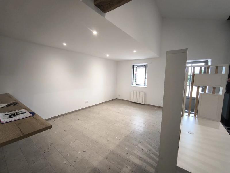 Appartement - 79 m² - 5 pièces