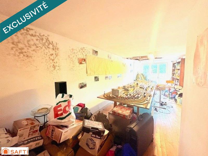 Maison - 180 m² - 9 pièces