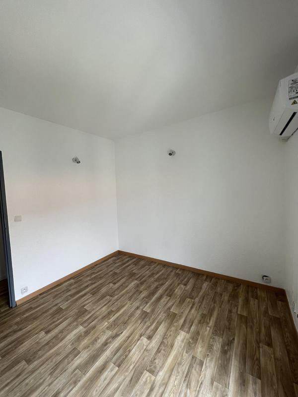 Appartement - 60 m² - 4 pièces