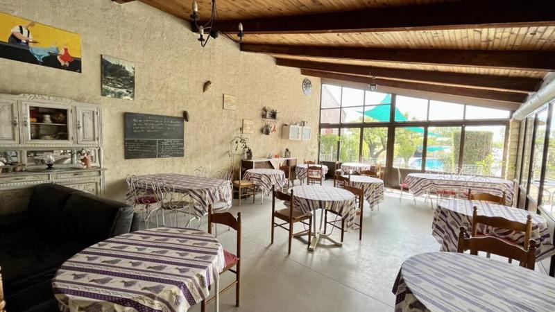 Villa - 600 m² - 22 pièces