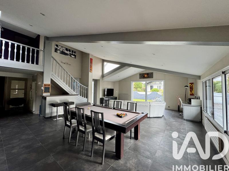 Maison - 176 m² - 5 pièces