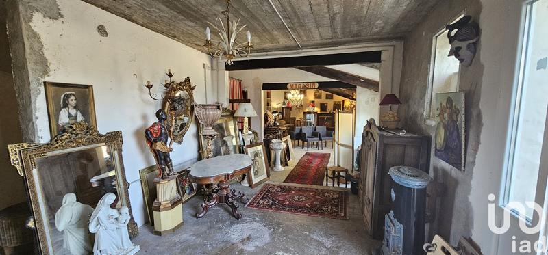 Maison - 393 m² - 9 pièces