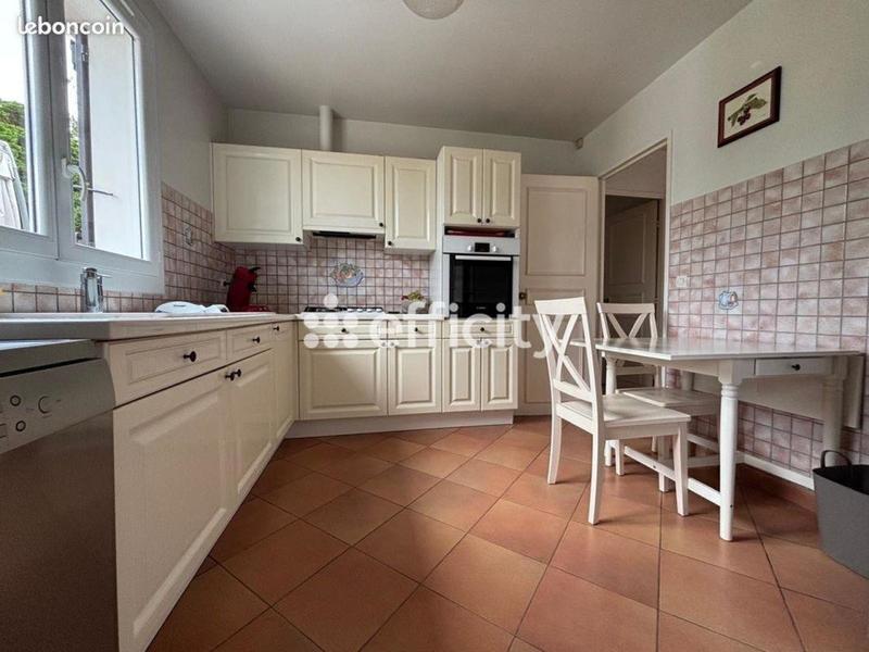 Maison - 115 m² - 4 pièces